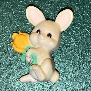 Easter Bunny Rabbit Spring Yellow Tulip Hallmark Cards